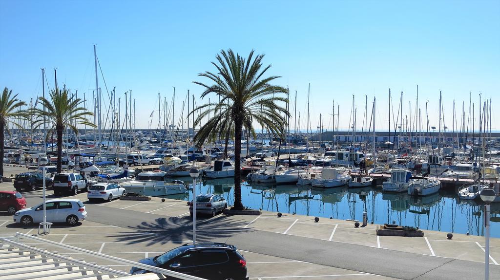 Marina Port & Beach-Apartment Масну Екстериор снимка